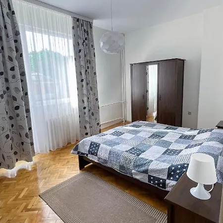 Апартамент Img *